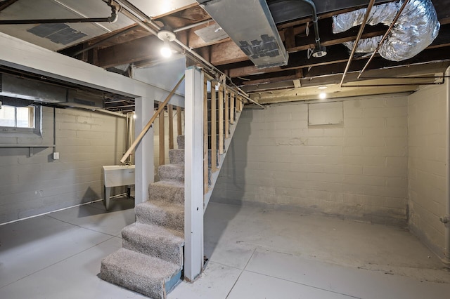 560 Gotzian St, Saint Paul, MN 55106 - photo 25