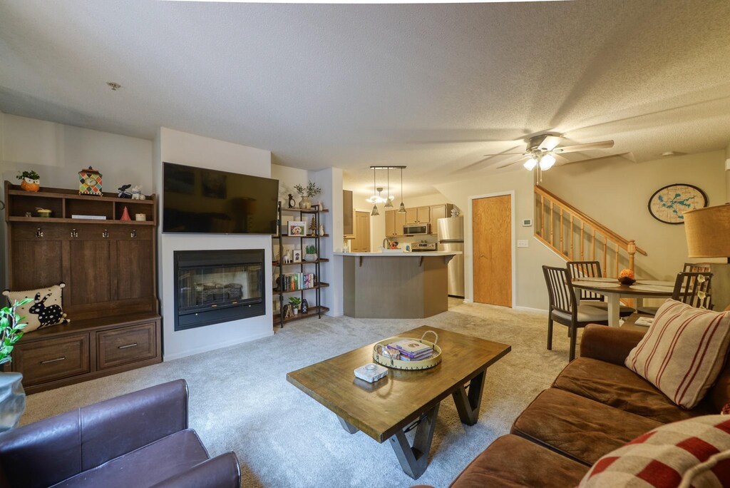 1217 Bay Cv, White Bear Lake, MN 55110 - photo 1