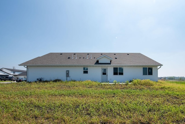 3101 Scotch Ln, Mankato, MN 56001 - rear view of house
