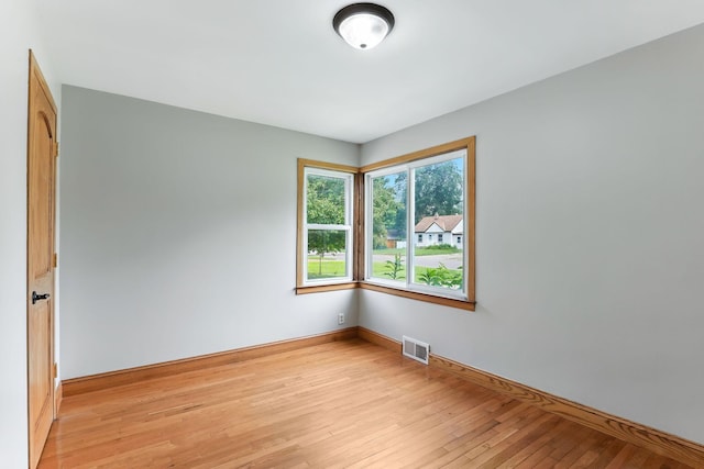 8410 Bloomington Ave S, Bloomington, MN 55425 - photo 22