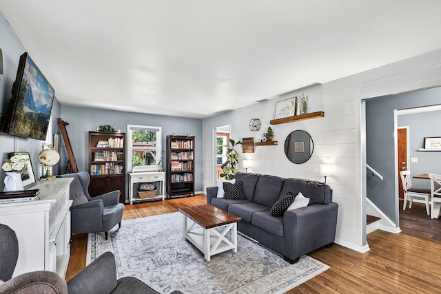4309 78th Ave N, Brooklyn Park, MN 55443 - living room with wood finished floors and baseboards