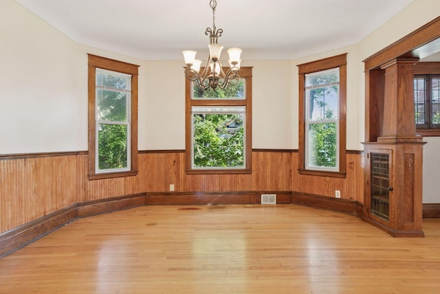 597 Forest St, Saint Paul, MN 55106 - photo 9