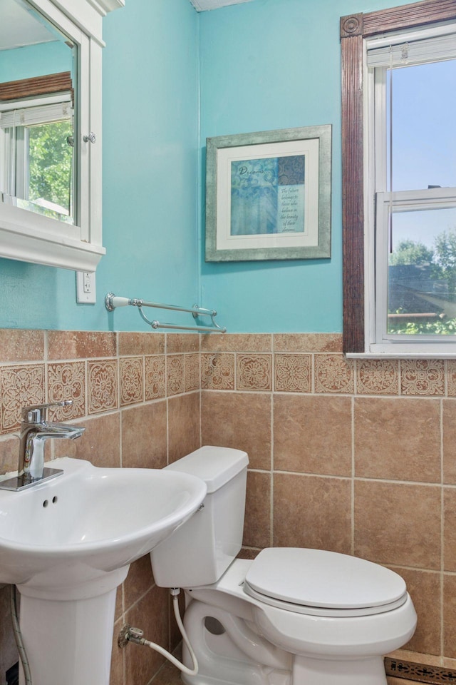 597 Forest St, Saint Paul, MN 55106 - photo 19