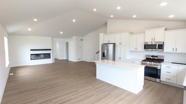 7865 41st St N, Oakdale, MN 55128 - photo 3