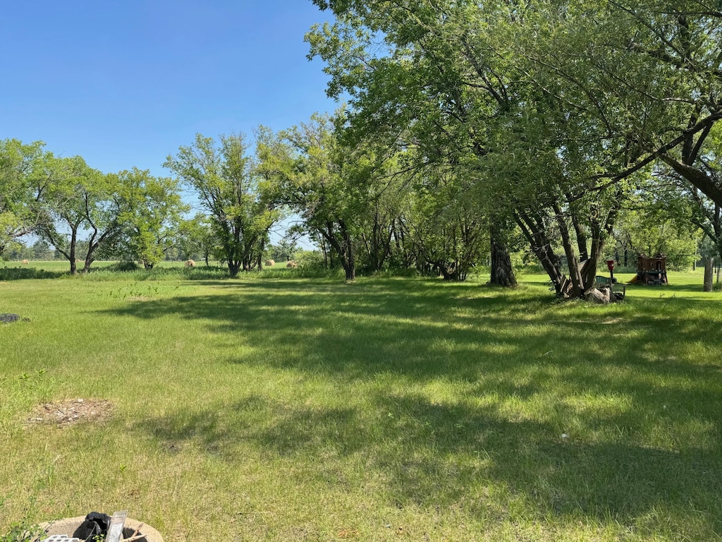 309 Alaska St E, Lancaster, MN 56735 - photo 3