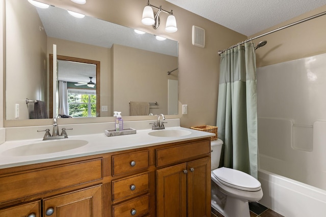 4940 Underwood Ln N Unit 4940B, Plymouth, MN 55442 - bathroom featuring double vanity, shower / bath combination with curtain, a textured ceiling, and a ceiling fan