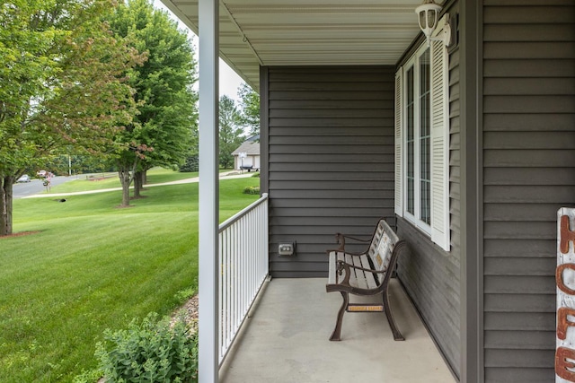 1902 11th Ave NE, Kasson, MN 55944 - porch featuring a yard
