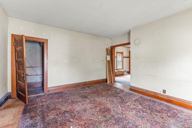 2416 13th Ave S, Minneapolis, MN 55404 - unfurnished room with baseboards