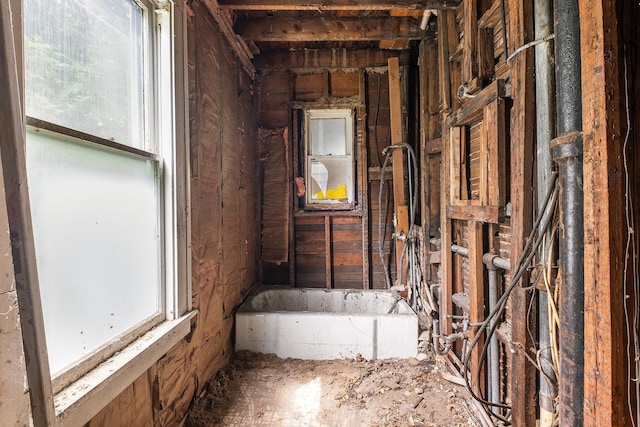 2416 13th Ave S, Minneapolis, MN 55404 - bathroom featuring a tub to relax in