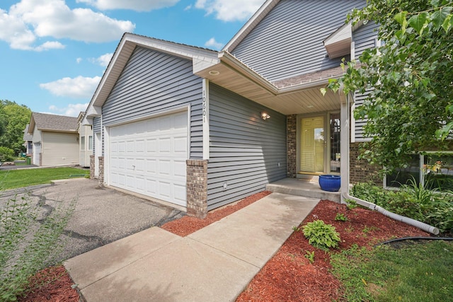 10601 Able St NE, Blaine, MN 55434 - photo 1