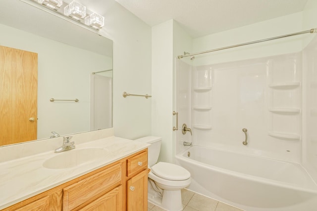 6873 Benton Way Unit 59, Inver Grove Heights, MN 55076 - full bathroom with tile patterned flooring, vanity, and  shower combination