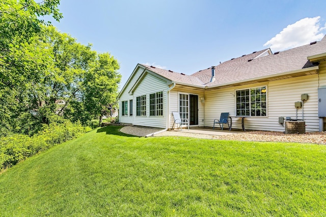 6873 Benton Way Unit 59, Inver Grove Heights, MN 55076 - back of house with a patio area, a yard, and a shingled roof