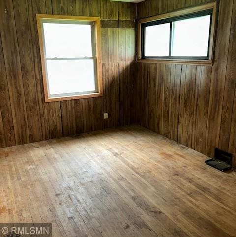 7808 Iris Dr N, Brooklyn Park, MN 55428 - photo 7