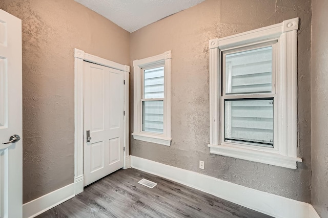 911 Sims Ave, Saint Paul, MN 55106 - photo 15