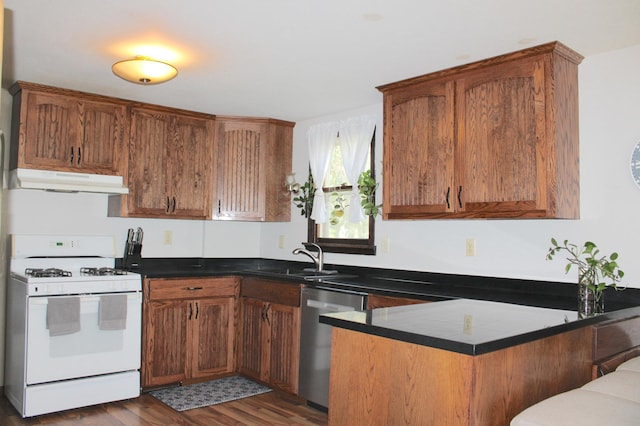 560 Hassan St SE, Hutchinson, MN 55350 - photo 16