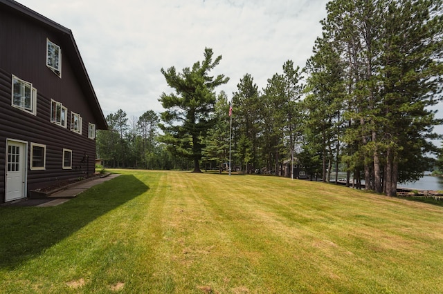 5607 Skogvei Rd, Duluth, MN 55803 - view of green lawn