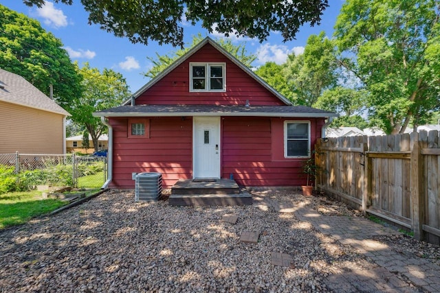 178 Mainzer St, West Saint Paul, MN 55118 - back of property