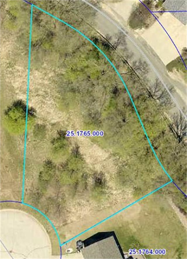 512 Hill St, La Crescent, MN 55947 - photo 4