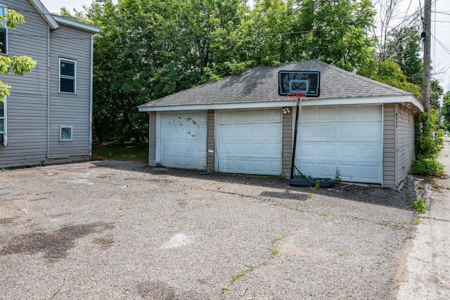 4111 Bryant Ave N, Minneapolis, MN 55412 - view of detached garage