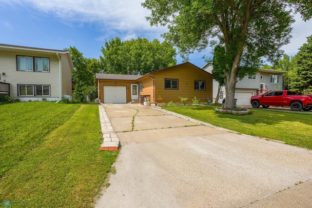 1813 29th Street Cir S, Moorhead, MN 56560 - photo 2