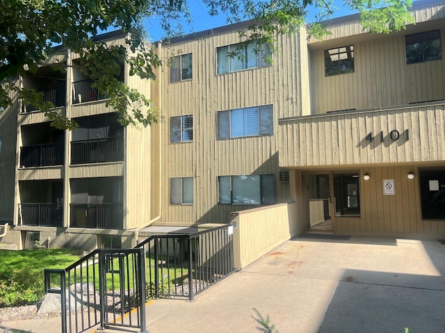 4101 Parklawn Ave Unit 202, Edina, MN 55435 - photo 8