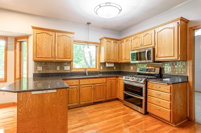 8933 Trinity Gdns N, Brooklyn Park, MN 55443 - photo 9