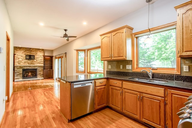 8933 Trinity Gdns N, Brooklyn Park, MN 55443 - photo 11