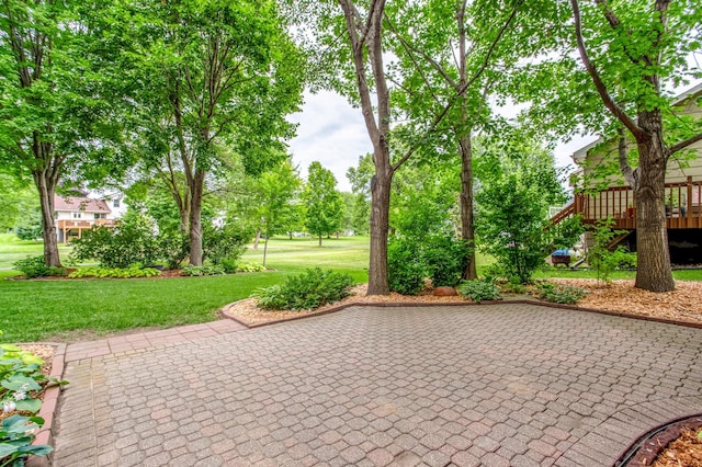 8933 Trinity Gdns N, Brooklyn Park, MN 55443 - photo 60