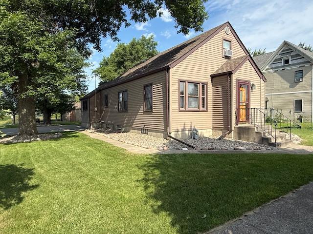 111 Lake St, Belview, MN 56214 - photo 1