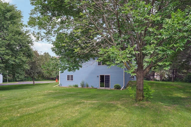24864 Kettle River Blvd, Wyoming, MN 55025 - view of green lawn