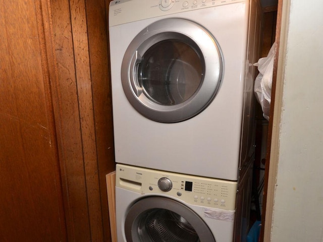 26315 Icon Dr Unit 103, Park Rapids, MN 56470 - washroom with stacked washer / drying machine