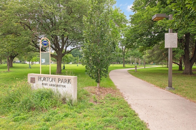 605 Griggs St N, Saint Paul, MN 55104 - photo 28