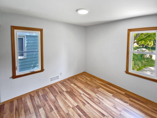 2082 Waukon Ave, Saint Paul, MN 55119 - photo 5