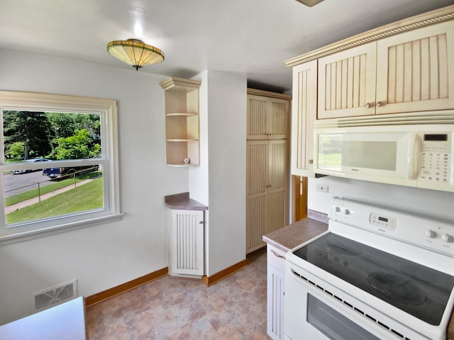 2082 Waukon Ave, Saint Paul, MN 55119 - photo 9