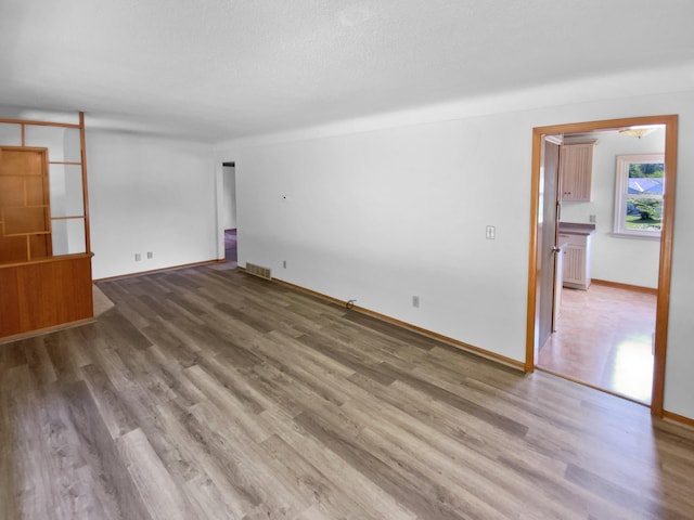 2082 Waukon Ave, Saint Paul, MN 55119 - photo 13