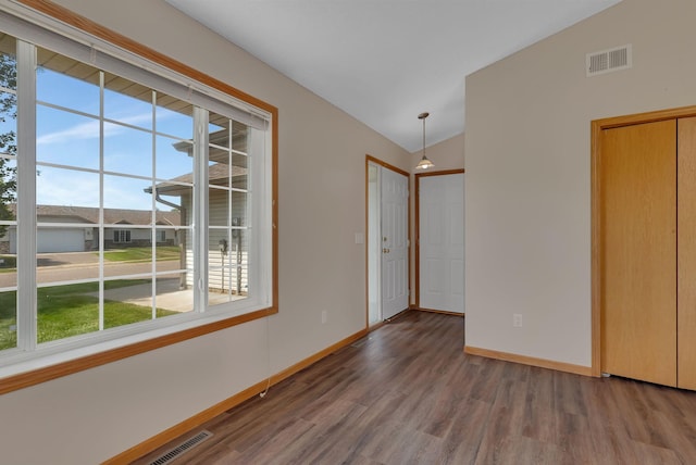 207 Appaloosa Ct, Braham, MN 55006 - photo 14