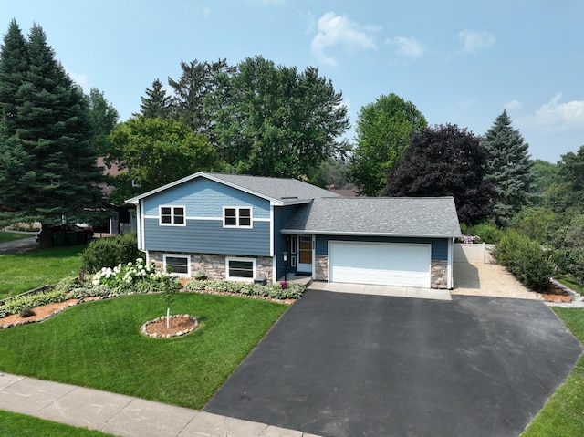 235 Oakwood Dr, Shoreview, MN 55126 - photo 1