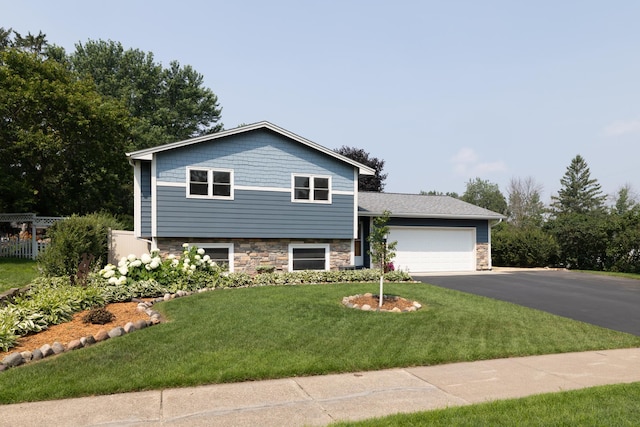 235 Oakwood Dr, Shoreview, MN 55126 - photo 2