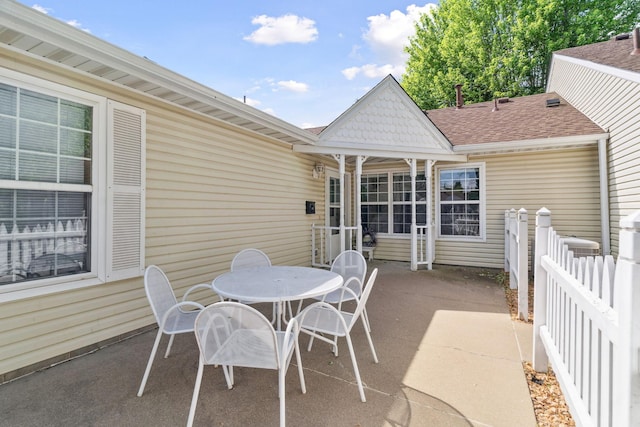 438 Sarazin St, Shakopee, MN 55379 - photo 2