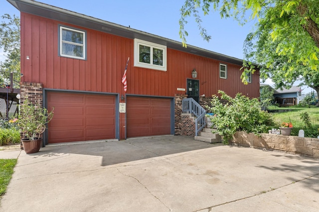 310 9th St NW, Plainview, MN 55964 - photo 1