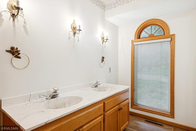 936 Winterberry Dr, Woodbury, MN 55125 - photo 18
