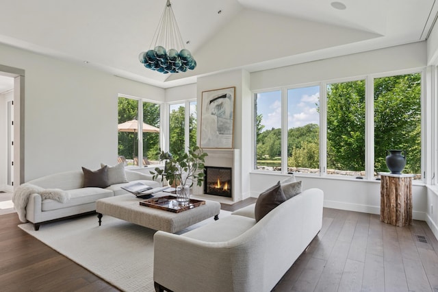 2505 Lake Of The Isles Pkwy, Minneapolis, MN 55405 - photo 19