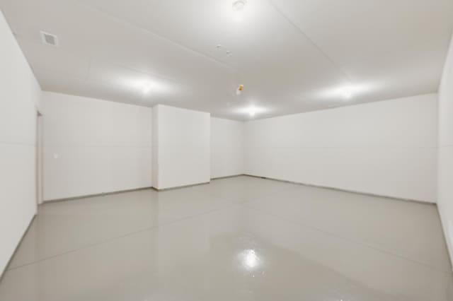 2505 Lake Of The Isles Pkwy, Minneapolis, MN 55405 - photo 64