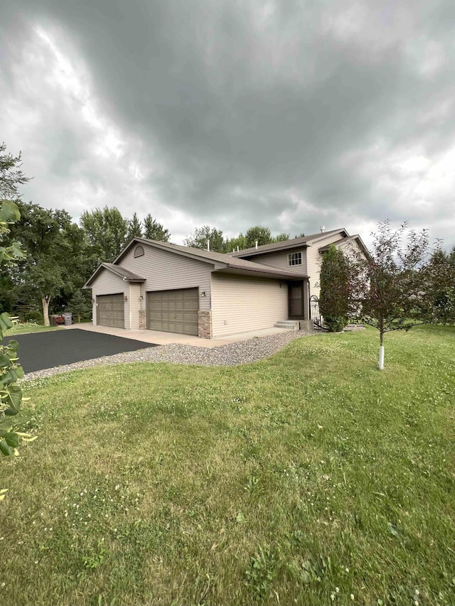 1060 4th Ave NE, Milaca, MN 56353 - photo 2