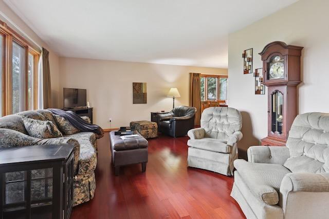 935 Julie Dr, Saint Cloud, MN 56303 - photo 4