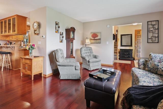 935 Julie Dr, Saint Cloud, MN 56303 - photo 6