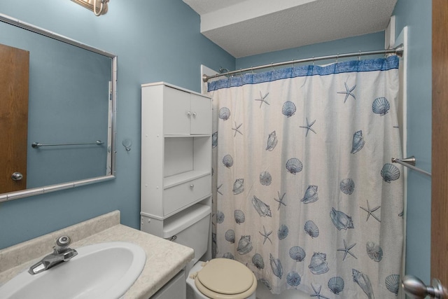 66 9th St E Unit 2315, Saint Paul, MN 55101 - bathroom featuring vanity, a shower with curtain, and a textured ceiling