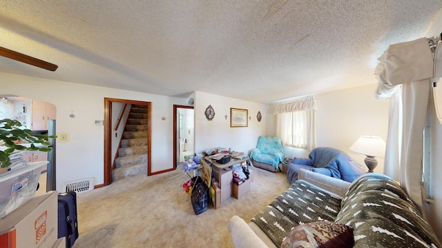 430 Ulstad Ave, Albert Lea, MN 56007 - photo 2