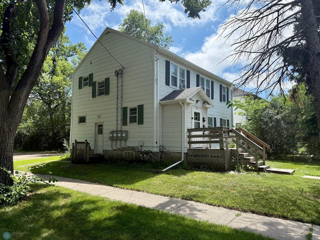 1261 10th St N, Fargo, ND 58102 - photo 2