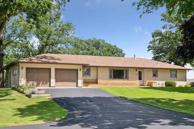 440 Oak Ln, Norwood Young America, MN 55397 - photo 1